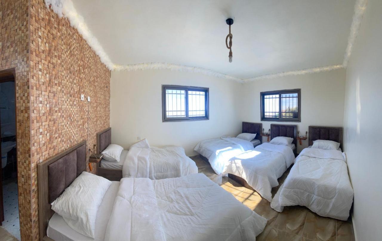 Nabati Hostel วาดี มูซา ภายนอก รูปภาพ